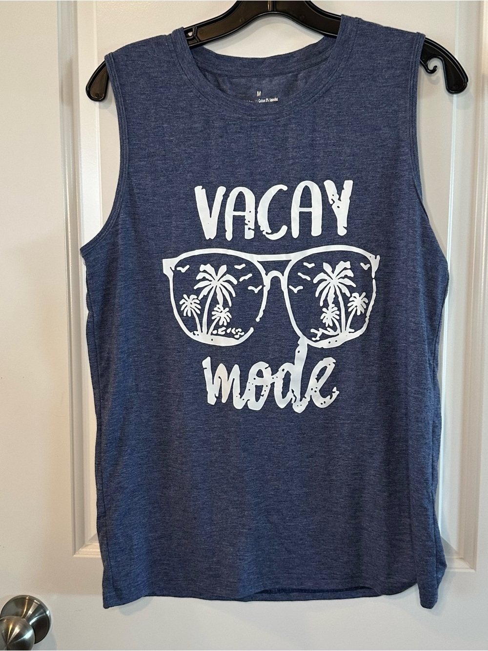 Vacay Mode Graphic Muscle Tank Top Women’s Medium Heather Blue